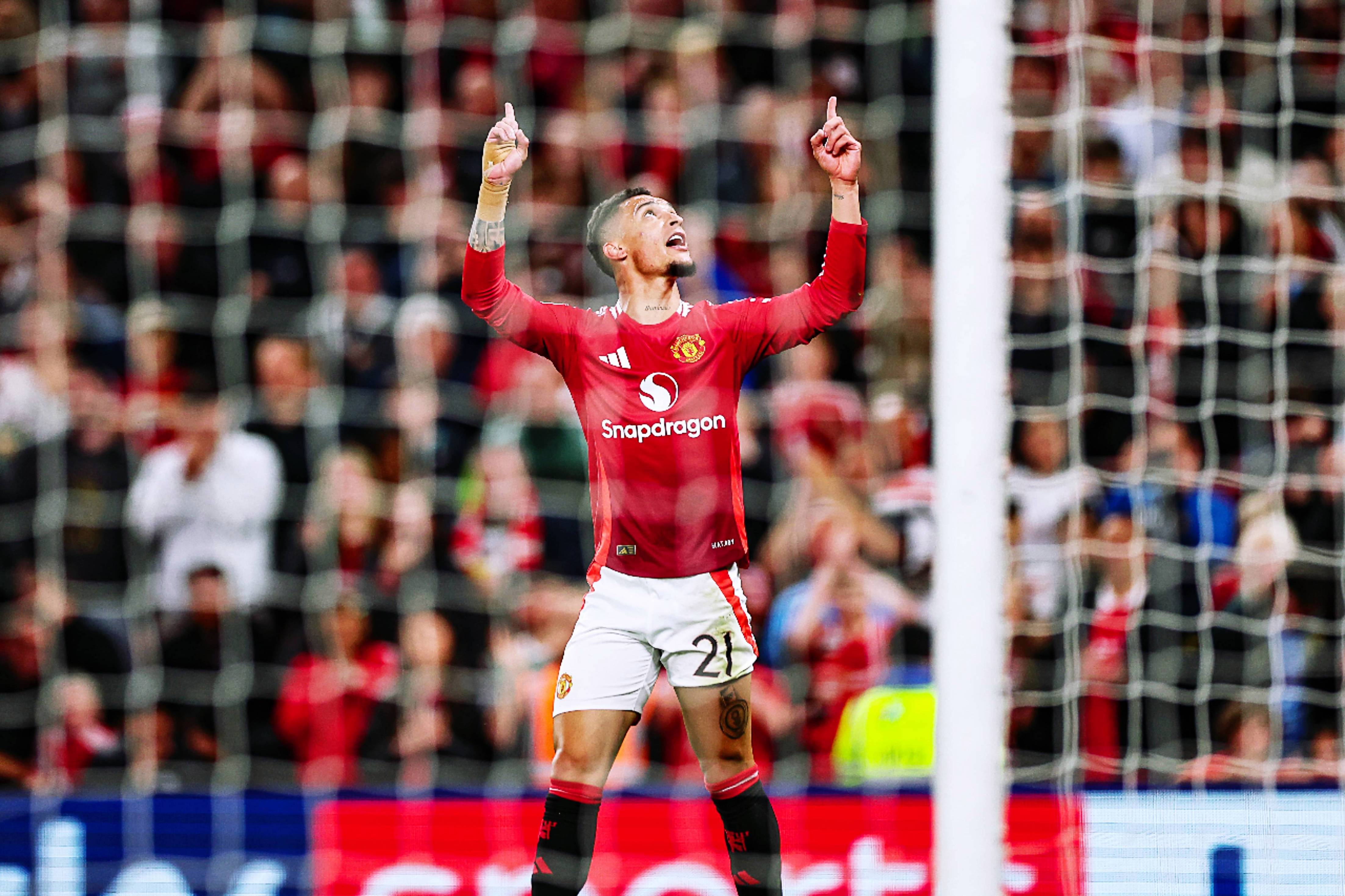 体育赛事-关于关键时刻曼联造点机会：德甲节点到来，引发热议，年轻球员得到机会的信息